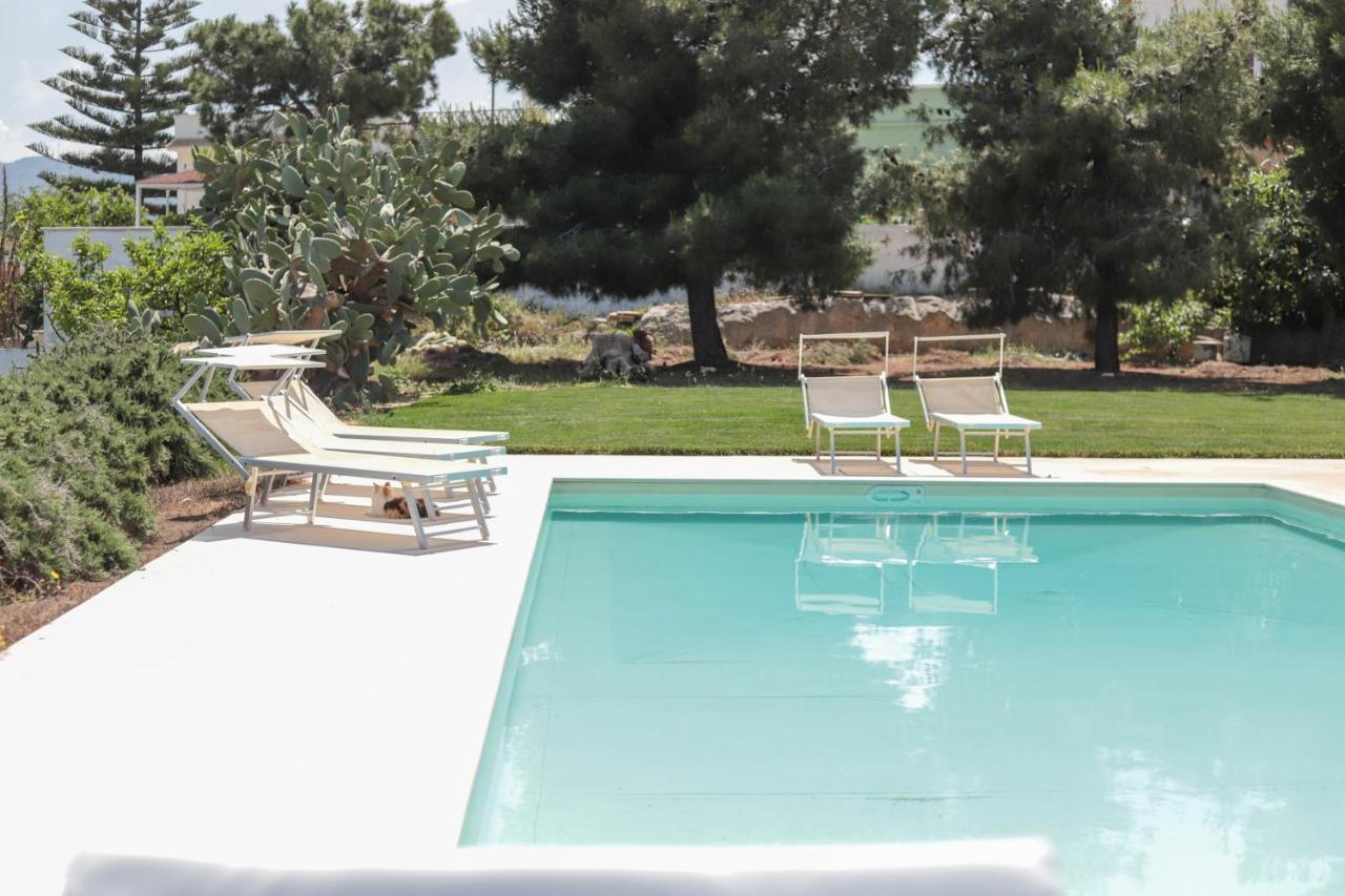 Villa Dyria Exclusive Swimming Pool Monopoli Eksteriør billede